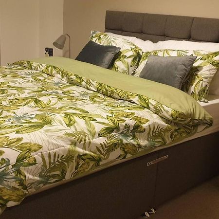 Stunning 2-Bed Apartment In Manchester City Centre Buitenkant foto