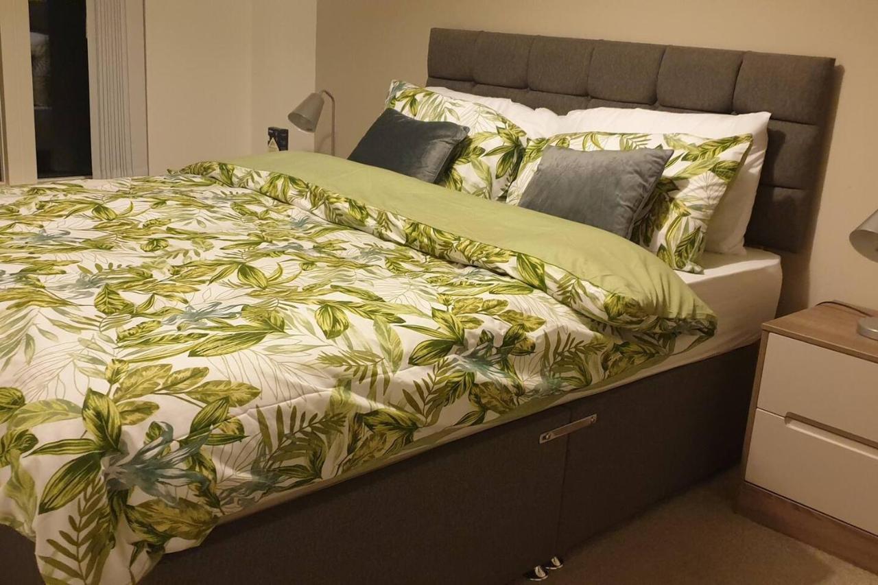 Stunning 2-Bed Apartment In Manchester City Centre Buitenkant foto